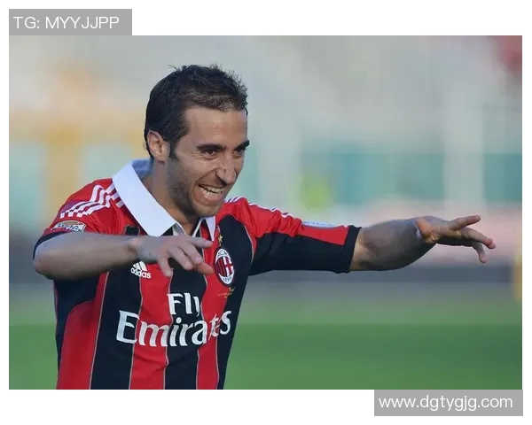 全球足球巨星收入揭秘：谁是收入最高的球员与背后的商业帝国