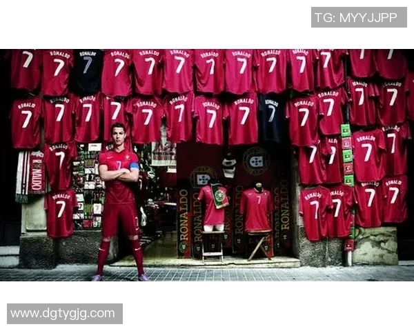 揭秘足球明星背后的私人助理身份与工作日常