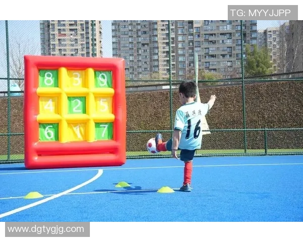 通过图片识别猜测足球明星数量的趣味挑战活动